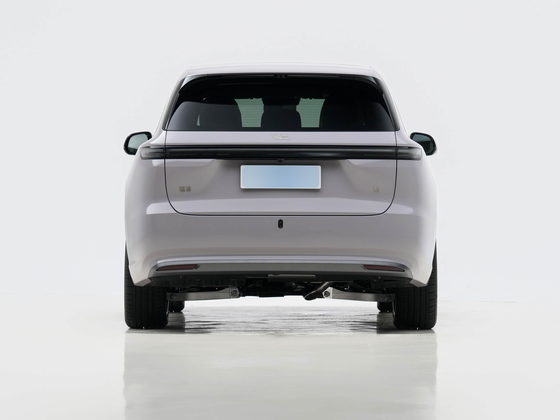 Lixiang L6 — корма